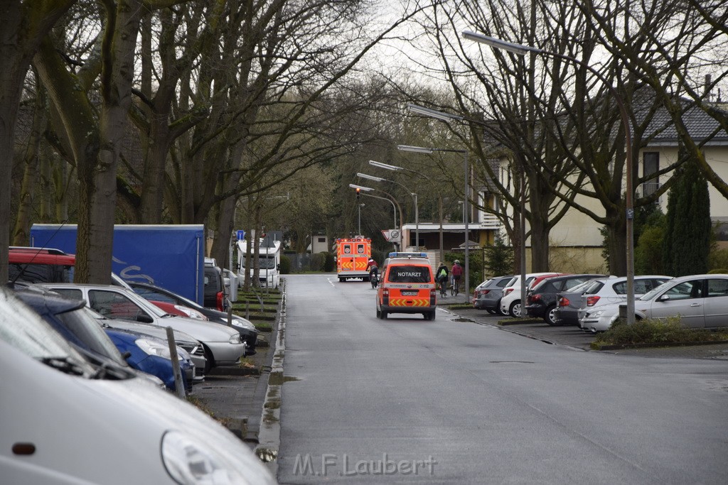 Einsatz BF Koeln Schule Burgwiesenstr Koeln Holweide P104.JPG - Miklos Laubert